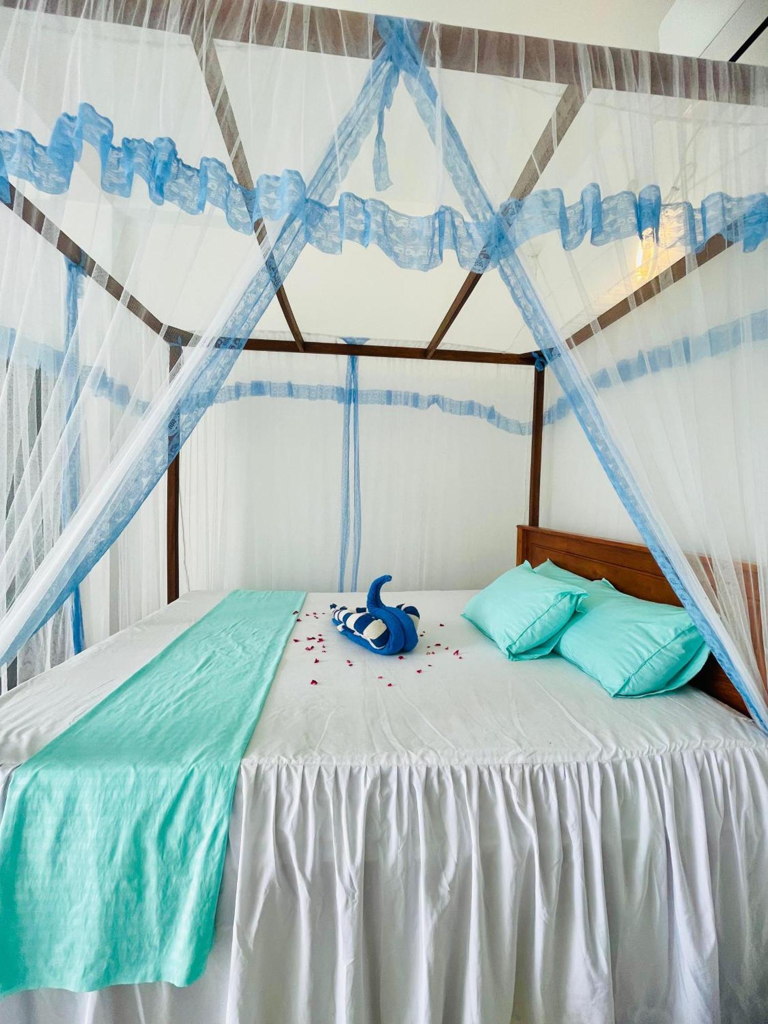 Bed and Breakfast Moon Light Guest Mirissa Exterior foto