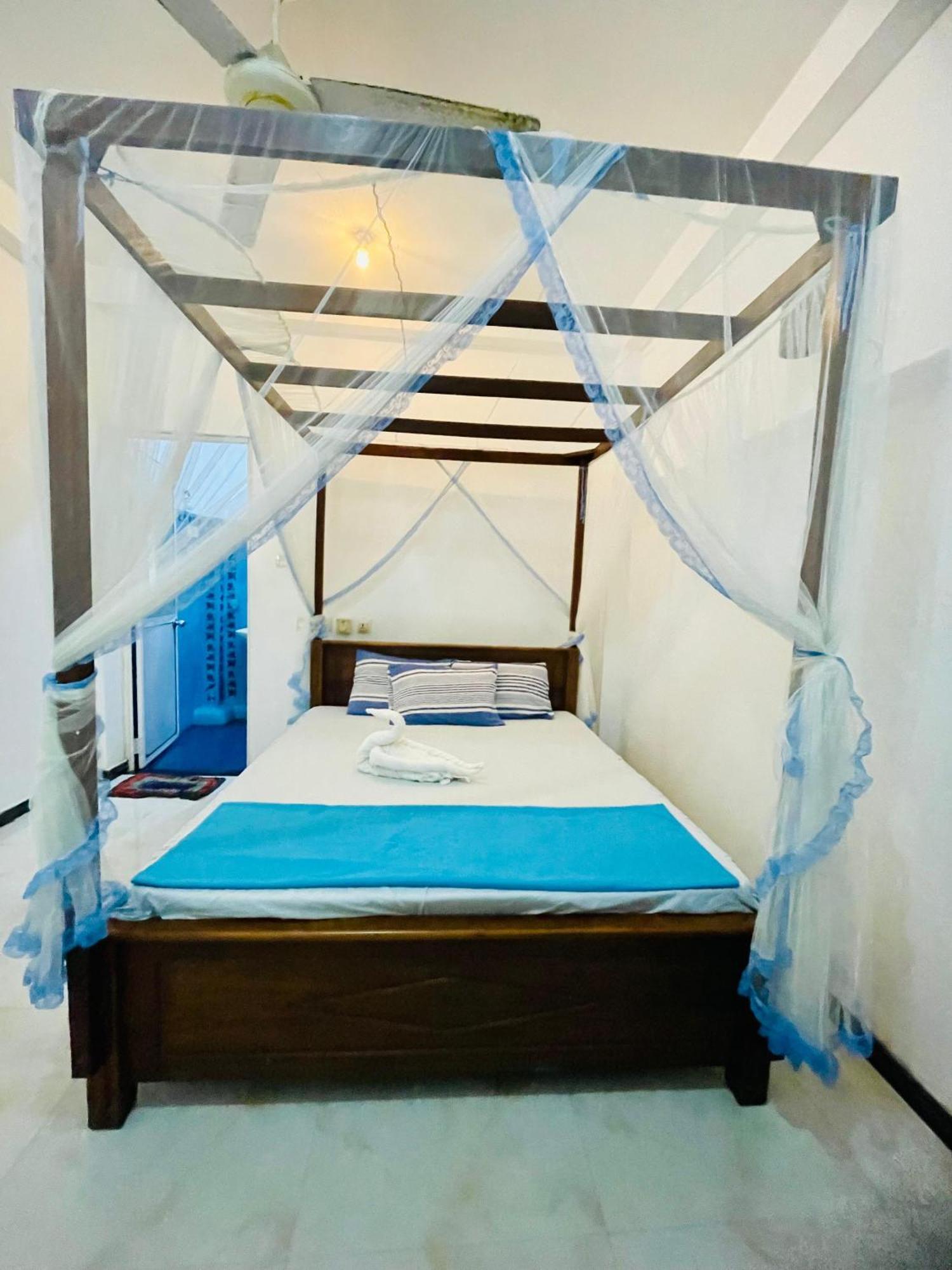 Bed and Breakfast Moon Light Guest Mirissa Exterior foto