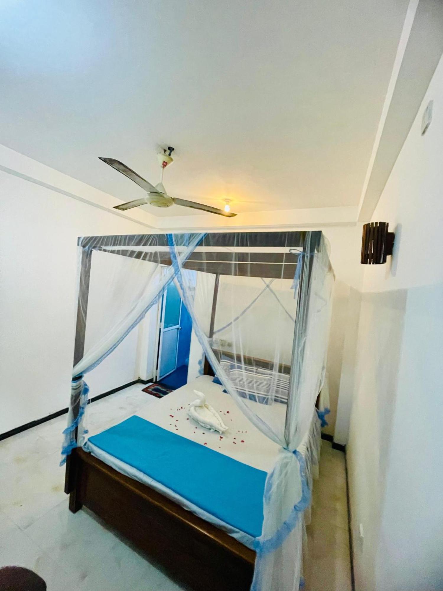 Bed and Breakfast Moon Light Guest Mirissa Exterior foto